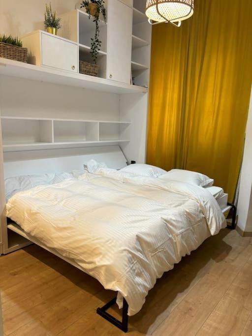 Tiny Studio Quinet Bukares Bagian luar foto