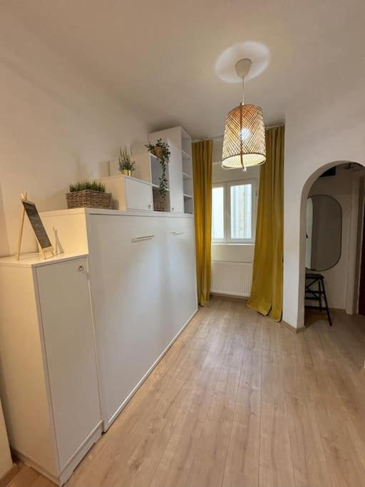 Tiny Studio Quinet Bukares Bagian luar foto
